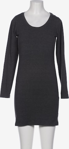 Tramontana Dress in S in Grey: front