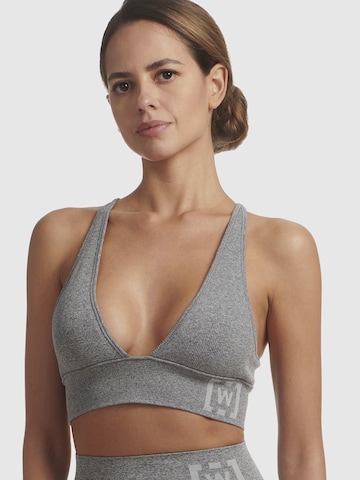 Wolford T-shirt Sports Bra ' Shaping Athleisure ' in Grey: front