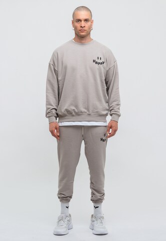 Tom Barron Tracksuit in Grey: front