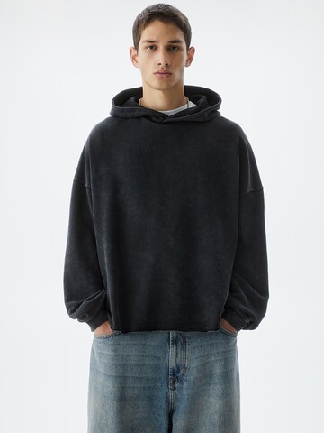 Sweat-shirt Pull&Bear en noir : devant