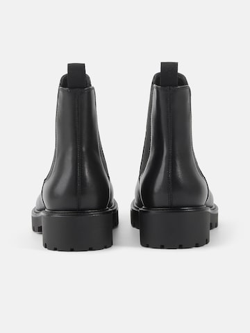 VAGABOND SHOEMAKERS Chelsea boots 'Kenova' in Zwart