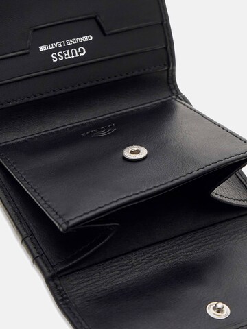 GUESS Wallet 'Berna' in Black