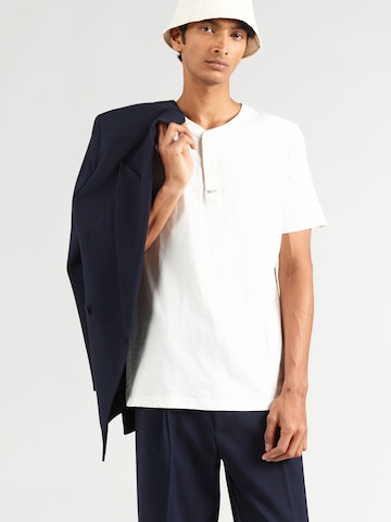 s.Oliver - Camiseta en blanco: frente