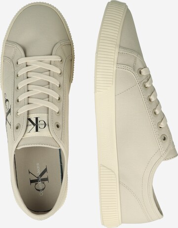 Baskets basses 'ESSENTIAL VULCANIZED 1' Calvin Klein Jeans en blanc