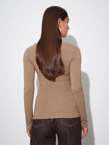 Dilvin Shirt in Brown