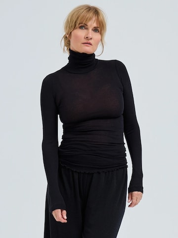 Maglietta 'Nouveau' di Seamless Basic in nero: frontale
