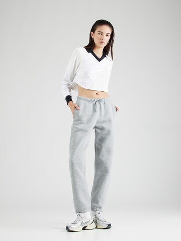 Jordan Tapered Παντελόνι 'BRKLN FLC' σε γκρι