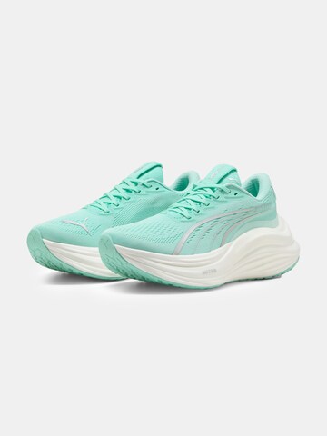 PUMA Laufschuh in Grün