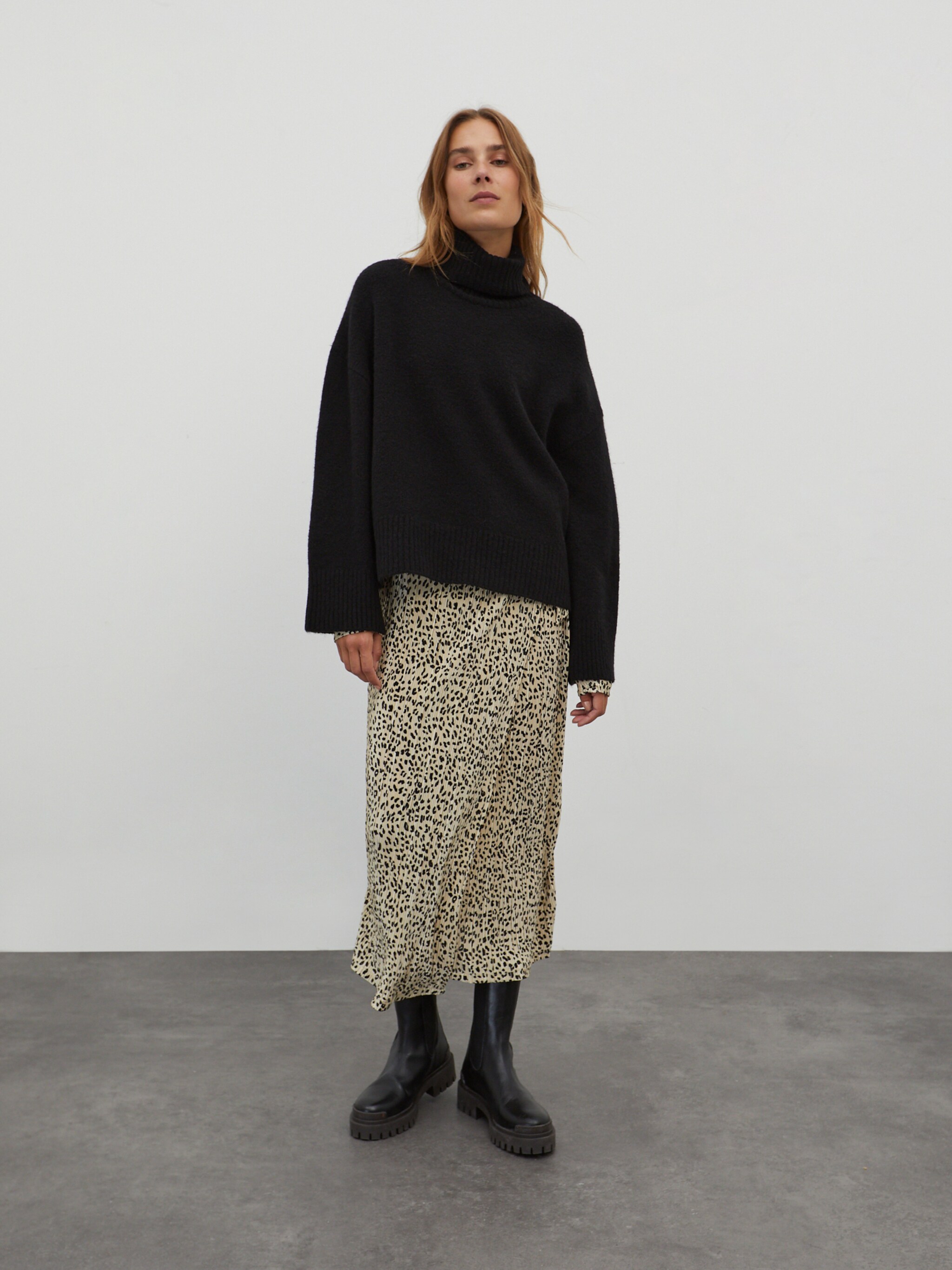 EDITED Produkte Pullover 'Winnie' schwarz