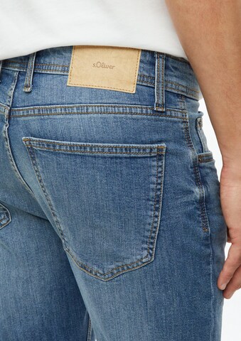 Regular Jean 'Nelio' s.Oliver en bleu : derrière