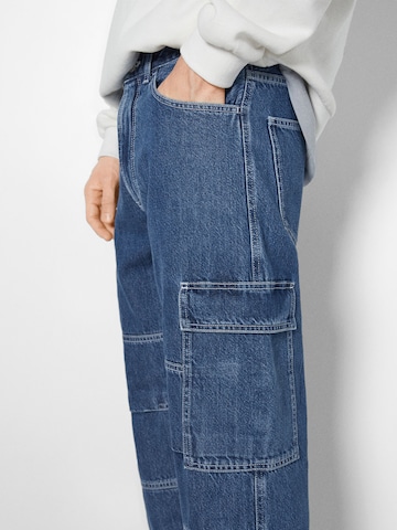 Bershka Loosefit Cargojeans in Blau