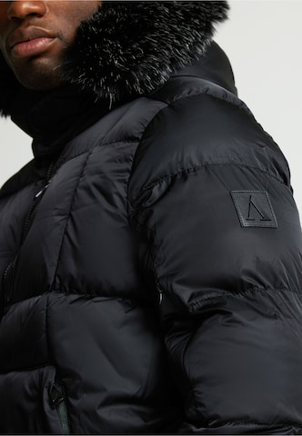 Alessandro Zavetti SAVINIO PUFFER BOMBER JACKET ' ' in Schwarz