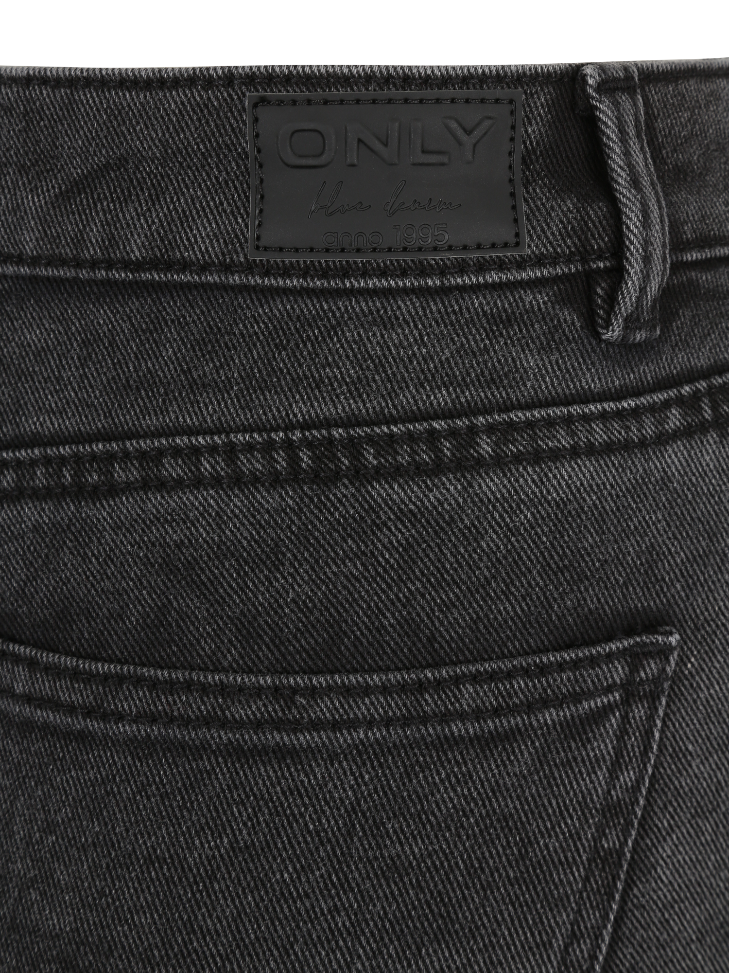 Only Petite Jeans Mily in Schwarz 