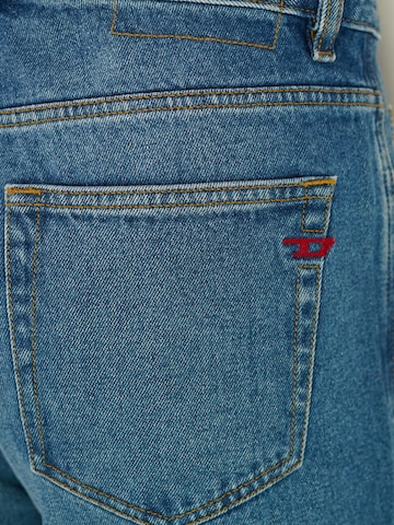 DIESEL Baggy Jeans in Blau