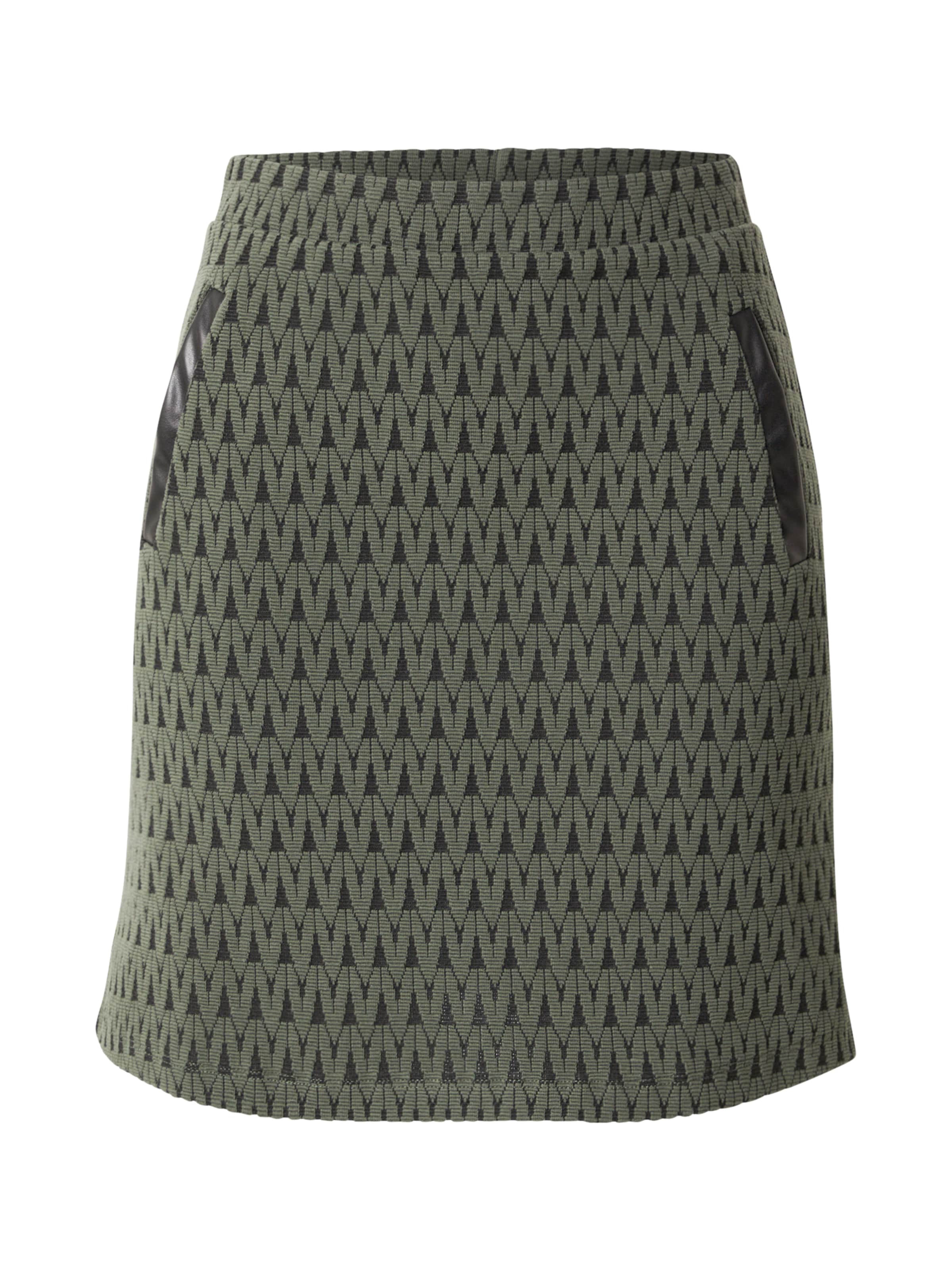 ABOUT YOU Skirt 'Dakota' in Green: front