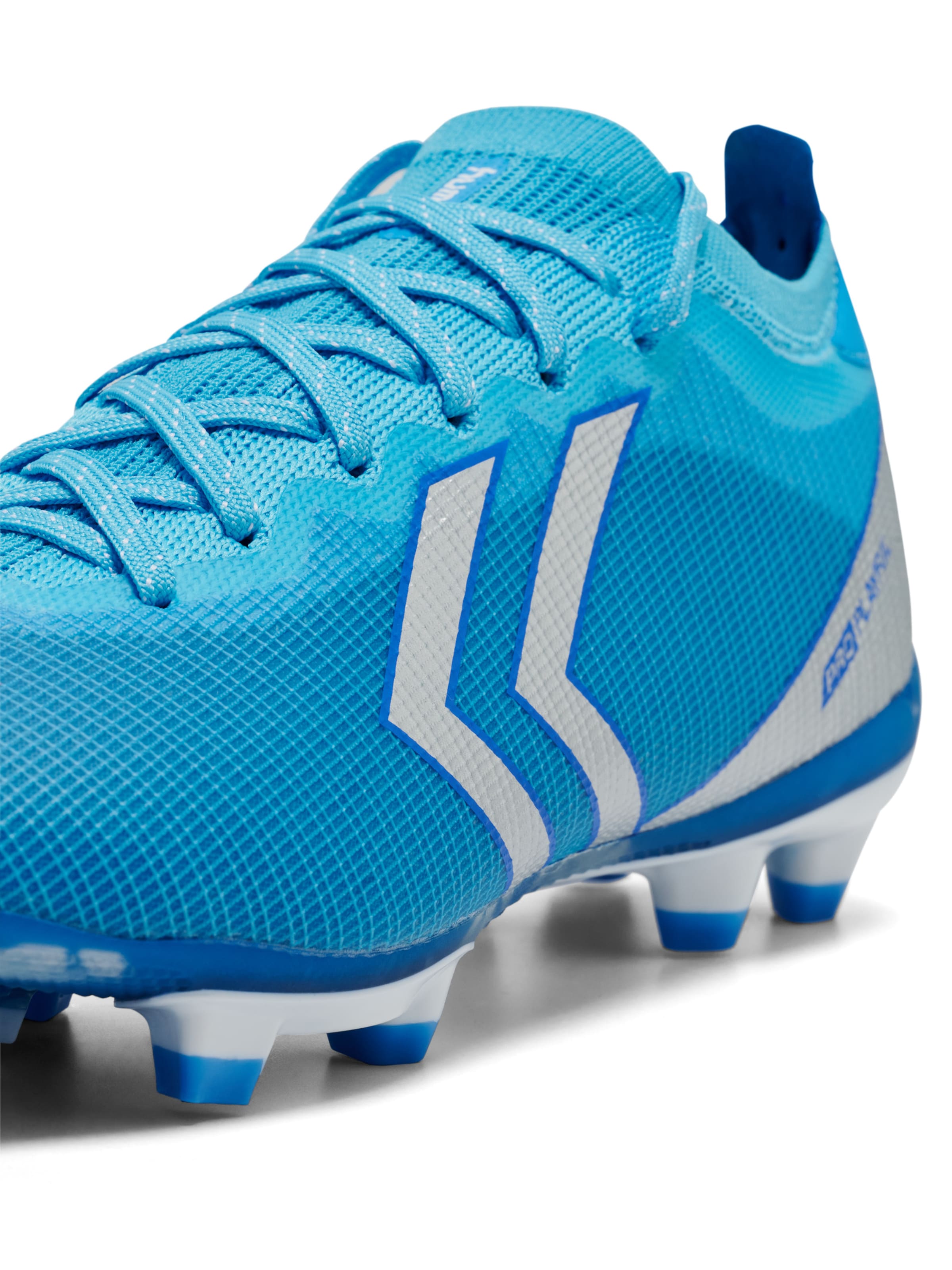Hummel Fußballschuh in Blau