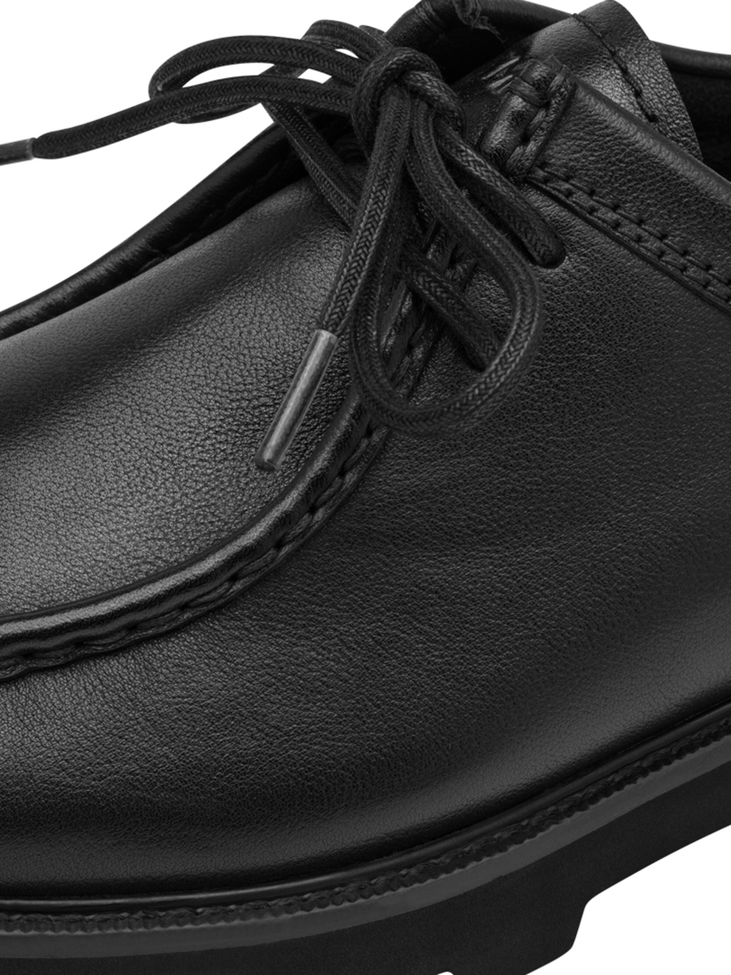 Tamaris Lace-up shoe in Black