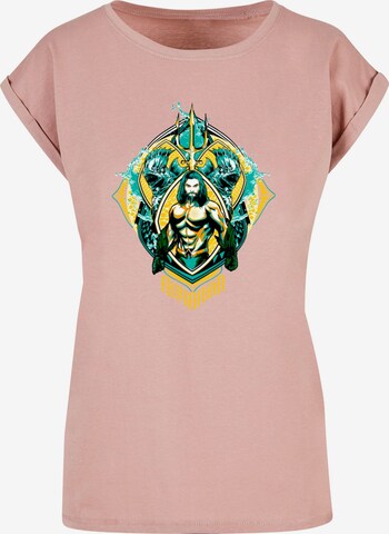 ABSOLUTE CULT T-Shirt 'Aquaman - The Trench Crest' in Pink: predná strana