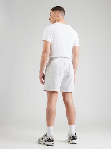 Abercrombie & Fitchregular Hlače 'ESSENTIAL' - siva boja