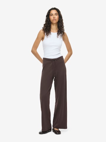 Regular Pantalon Noisy may en marron