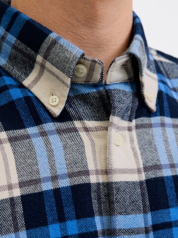 Jack & Jones Premium Regular fit Button Up Shirt 'JPRBLUBarkley' in Blue