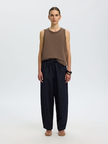 Top 'SLFEssential' di SELECTED in marrone