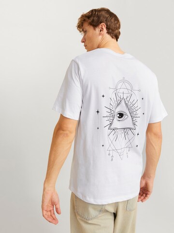 JACK & JONES T-shirt 'JJJACKIE' i vit: framsida