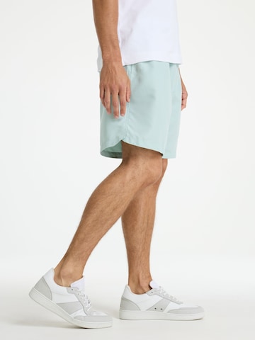 CHASIN' Boardshorts ' Soll ' in Blauw