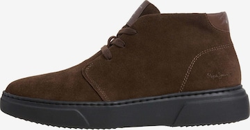 Pepe Jeans - Botines chukka 'Colins Desert' en marrón: frente