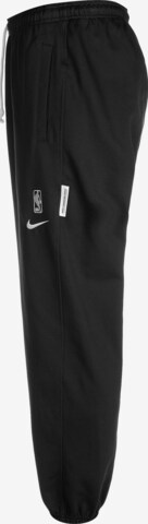 Effilé Pantalon de sport 'NBA Team 31' NIKE en noir