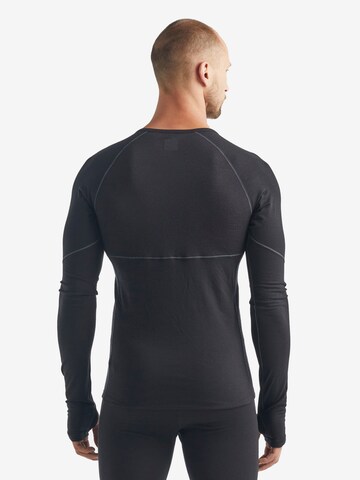 ICEBREAKER Функционална тениска '150 Zone' в черно