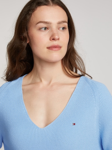 TOMMY HILFIGER Пуловер в синьо