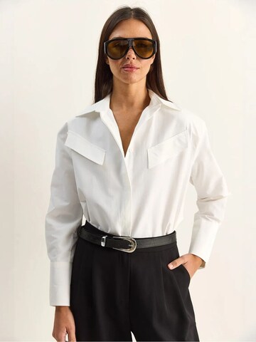 Chemisier Bianco Lucci en blanc
