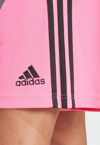 ADIDAS ORIGINALS Loosefit Broek 'Teamgeist Adicolor' in Roze