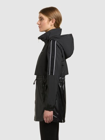 Cappotto funzionale 'Izza' di khujo in nero