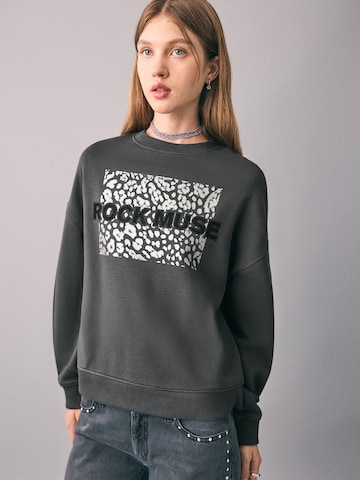 MANGO TEEN Sweatshirt 'MUSE' in Grey: front