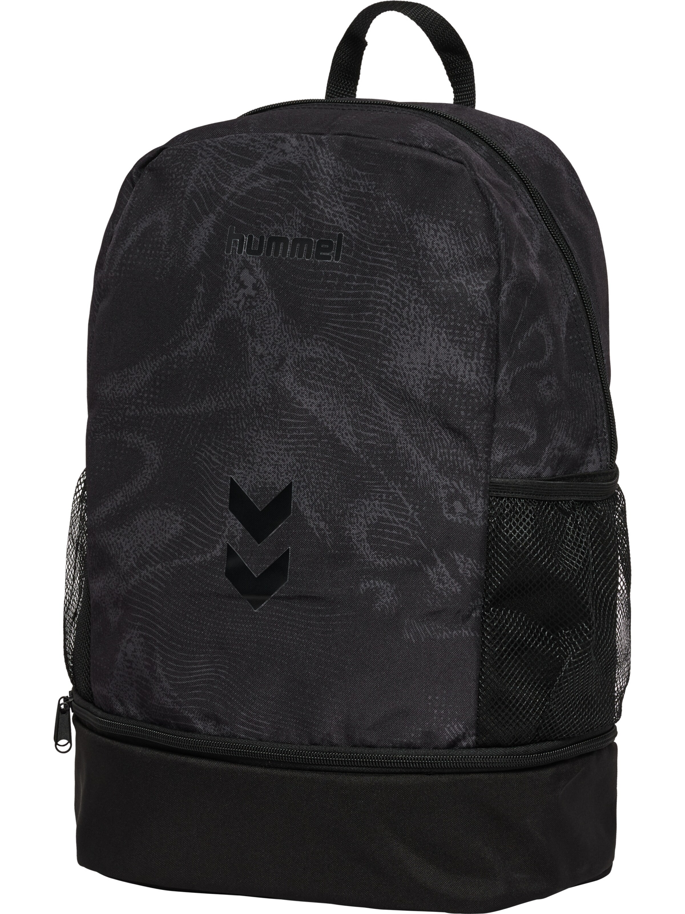Hummel Sportrugzak in Zwart: voorkant