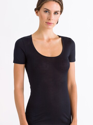 Hanro T-Shirt ' Ultralight Kurzarm ' in Schwarz: Vorderseite
