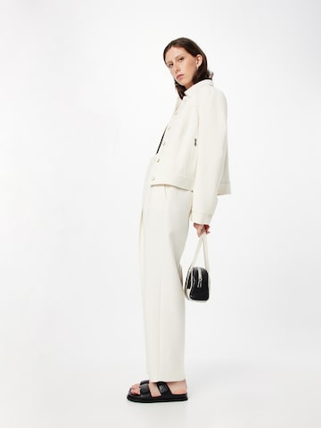 Regular Pantalon à plis 'FABIA' BOGNER en blanc