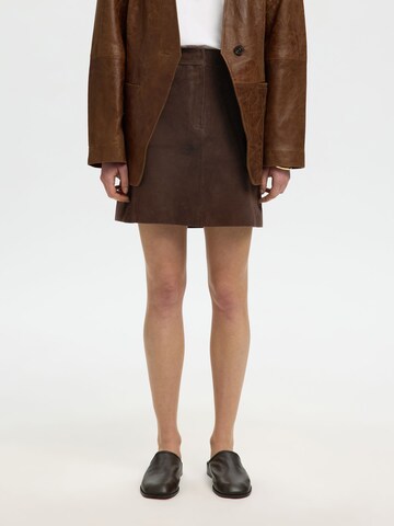 SELECTED Rok 'SLFKaya' in Bruin: voorkant
