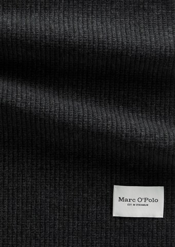 Marc O'Polo Scarf in Black: front