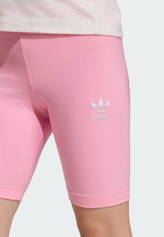 ADIDAS ORIGINALS Set 'Cycling Shorts and Tee Set' in Pink