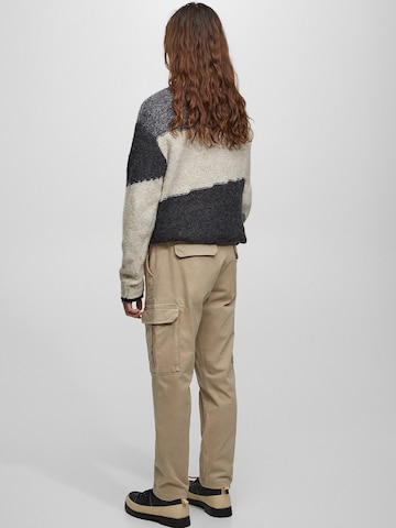 Pull&Bear Tapered Cargobroek in Beige