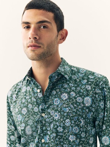 Next Regular Fit Paita värissä vihreä