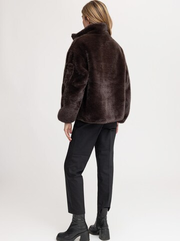 Bombers - Chaqueta de invierno 'SORELLA WOMEN' en marrón