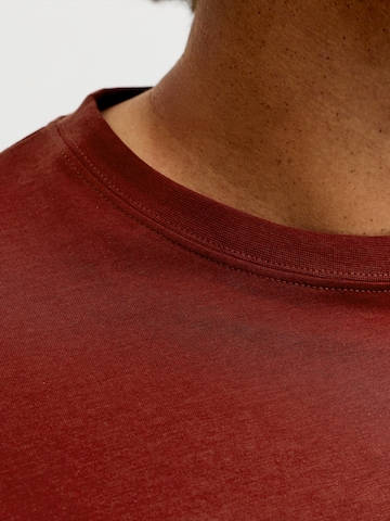 raudona Jack & Jones Plus Marškinėliai 'JJEARCHIVE'