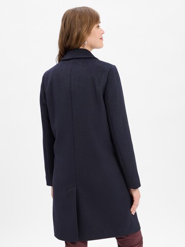 Marie Lund Between-seasons coat in Blue