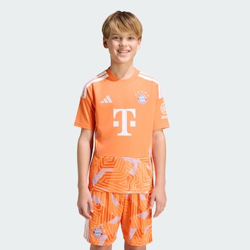 ADIDAS PERFORMANCE Функционална тениска 'FC Bayern München 26/27' в оранжево