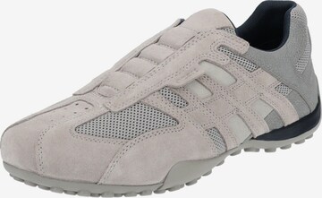 Scarpa slip-on di GEOX in grigio: frontale