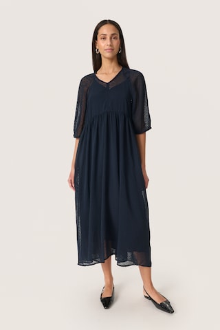 Robe 'SLCammelie' SOAKED IN LUXURY en bleu : devant